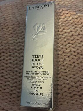Lancome Teint Idole Ultra Wear Foundation - Bisque (390) Silver Box